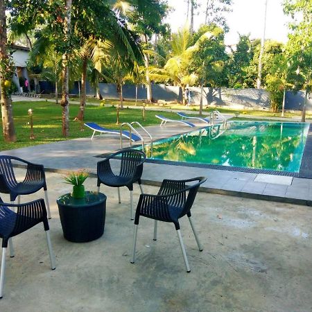 Temple Pond Villa Colombo Piliyandala Kültér fotó